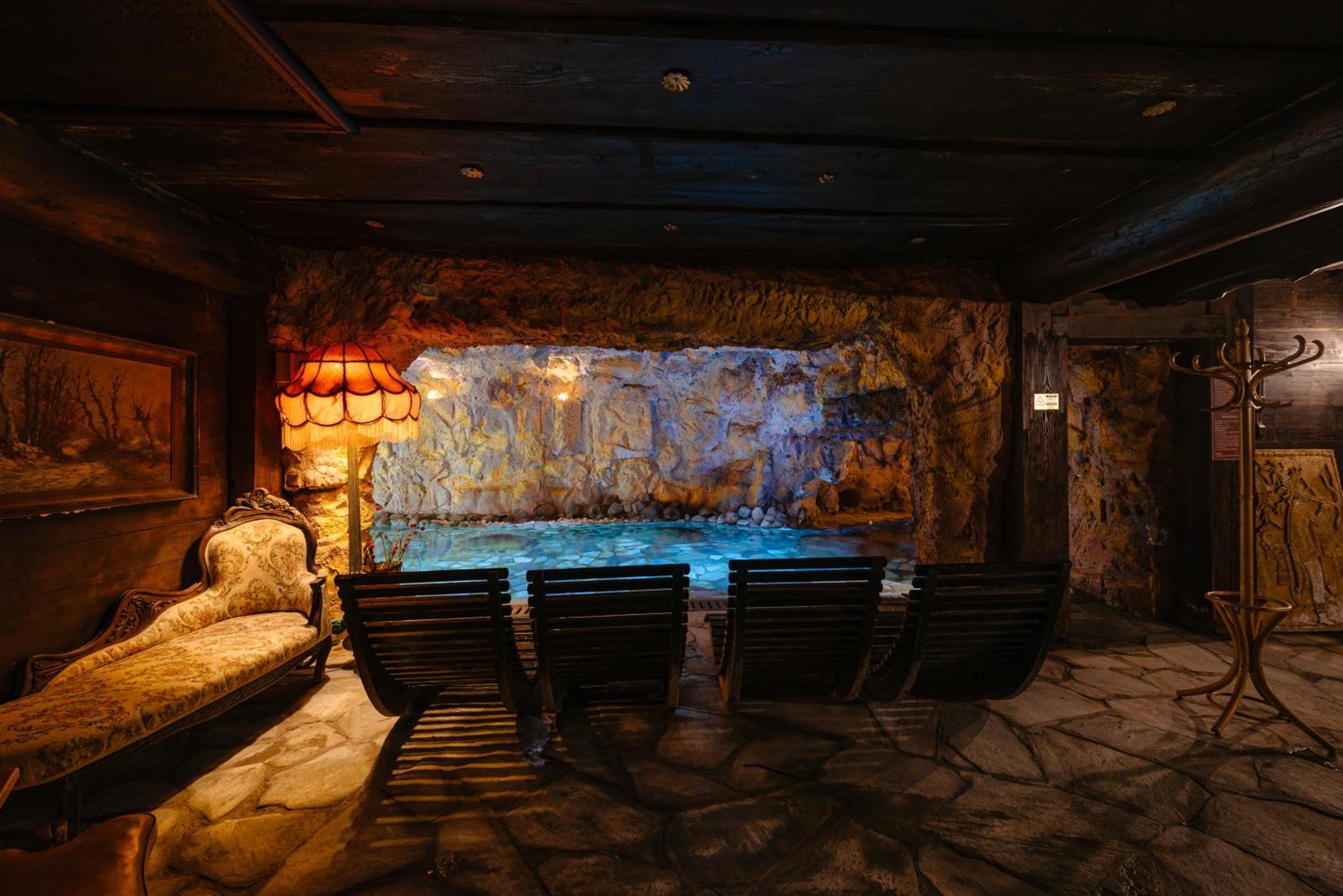 Sungarden Golf & Spa Resort Baciu  Exterior foto