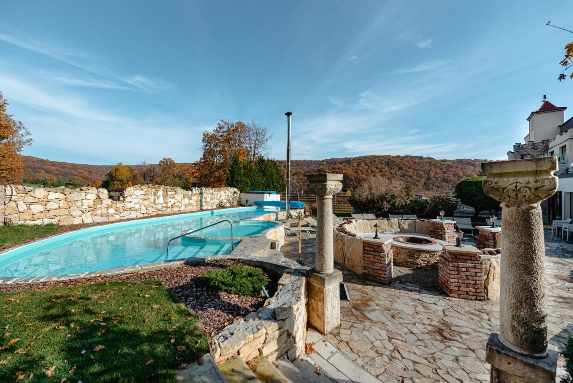Sungarden Golf & Spa Resort Baciu  Exterior foto