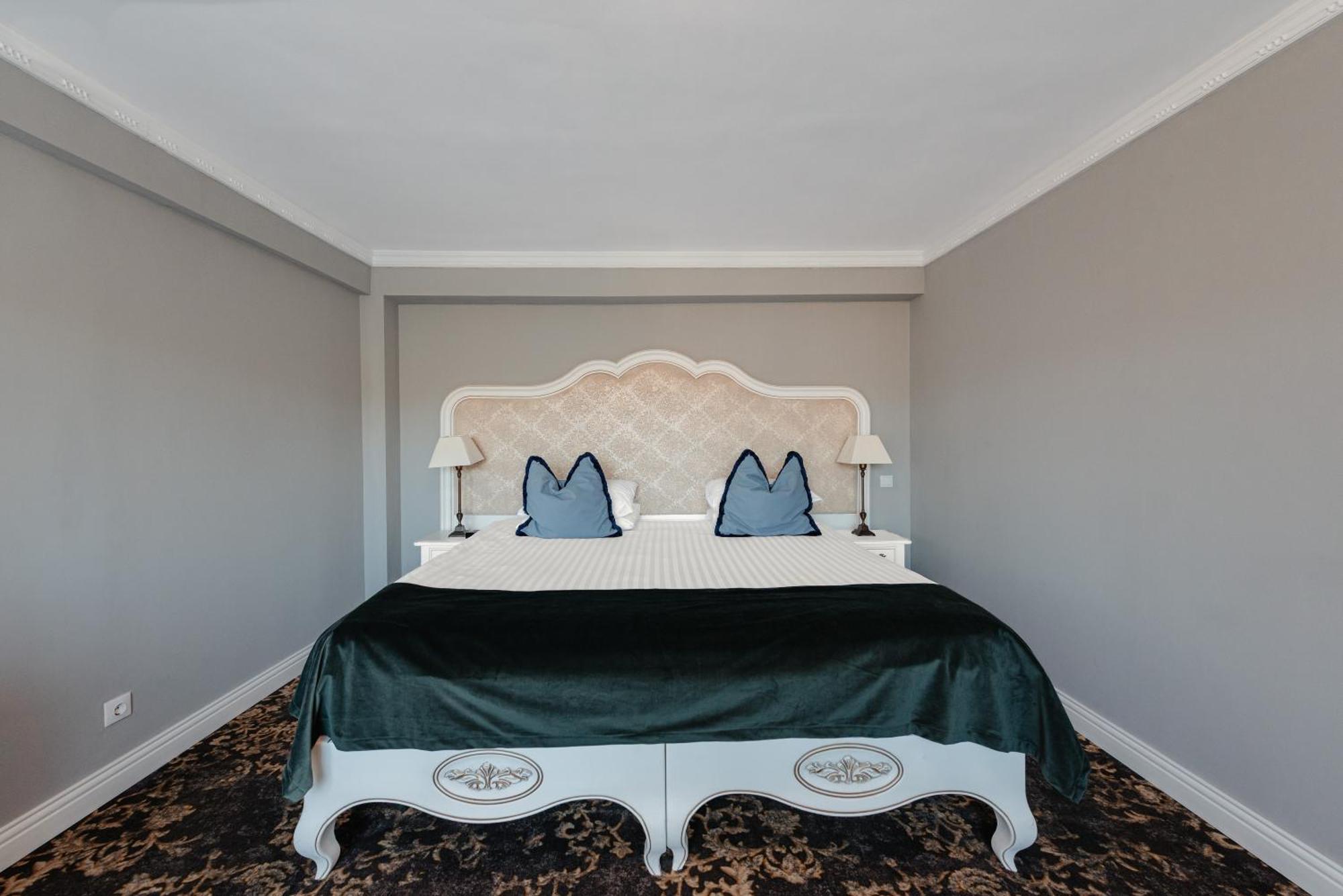 Sungarden Golf & Spa Resort Baciu  Exterior foto