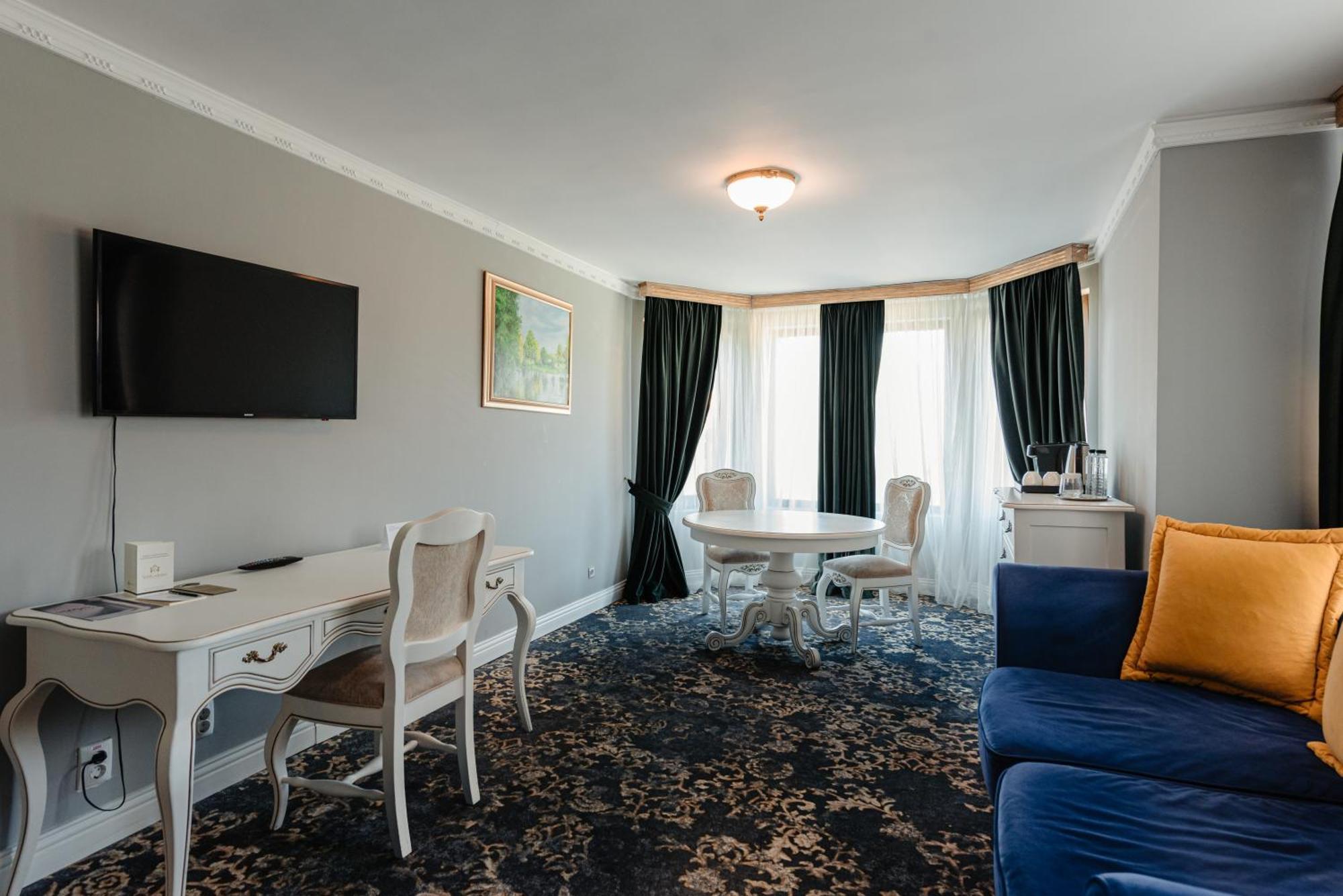 Sungarden Golf & Spa Resort Baciu  Exterior foto