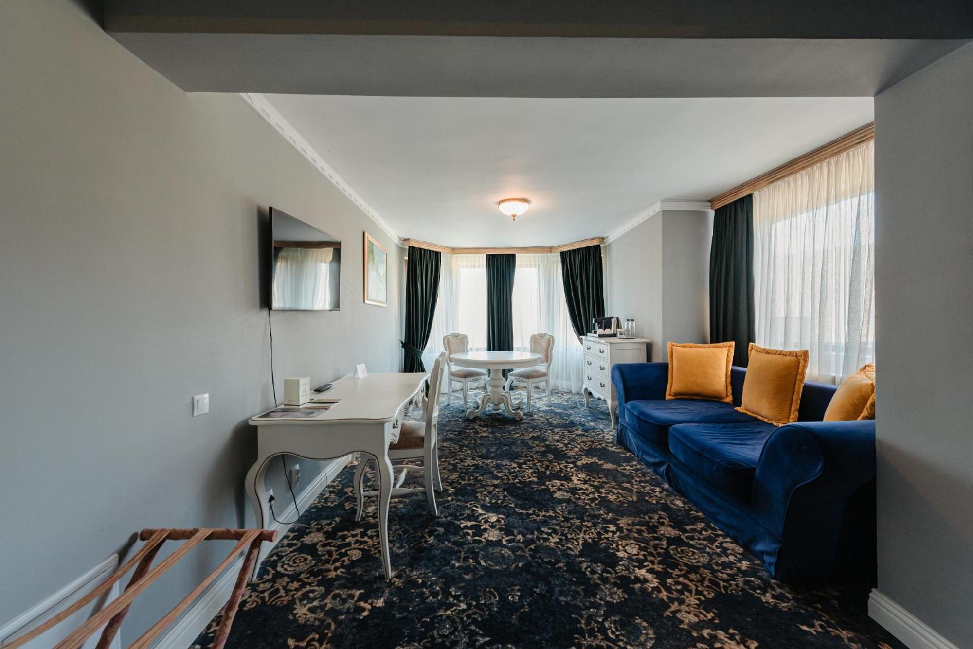 Sungarden Golf & Spa Resort Baciu  Exterior foto