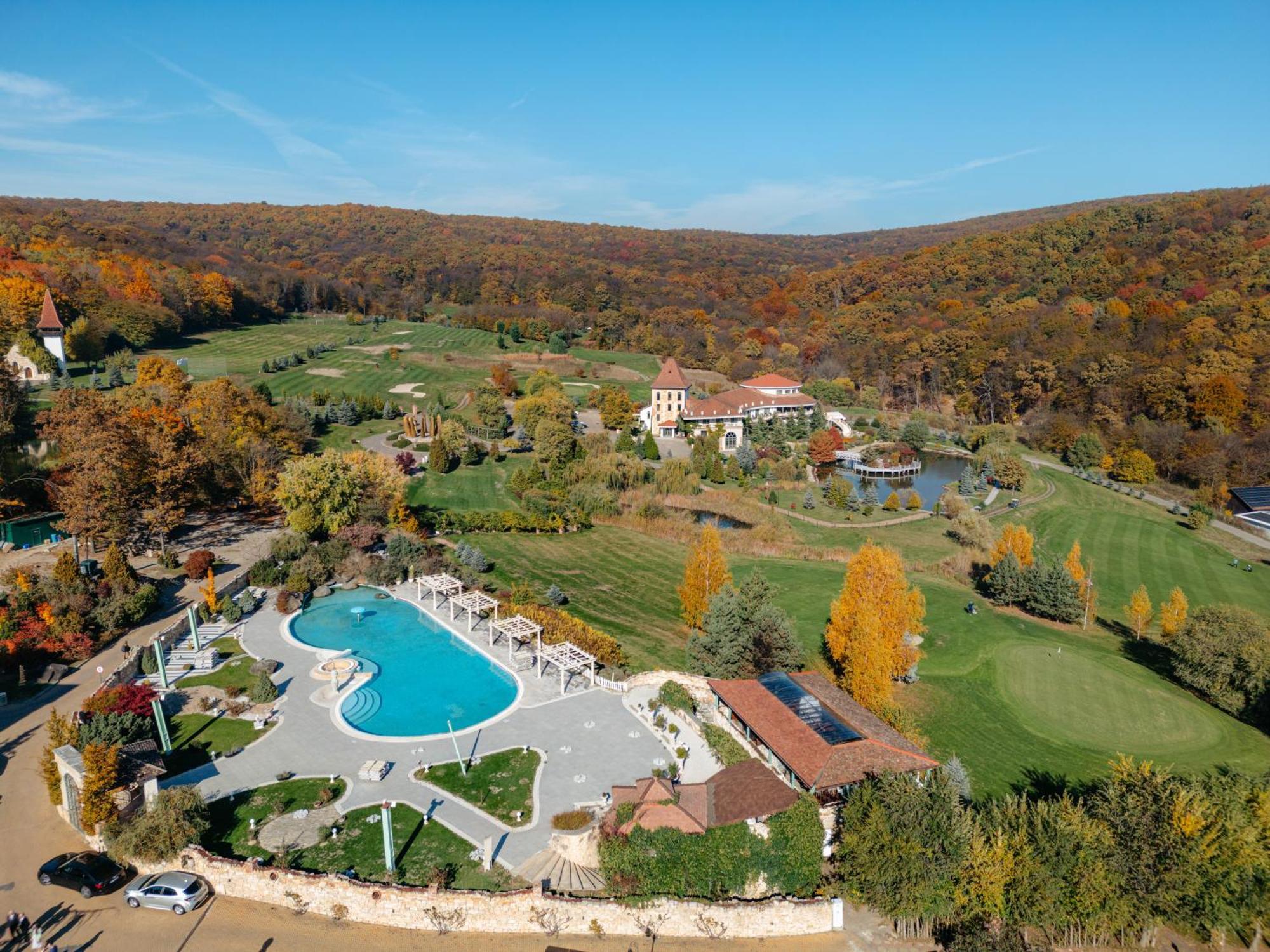 Sungarden Golf & Spa Resort Baciu  Exterior foto
